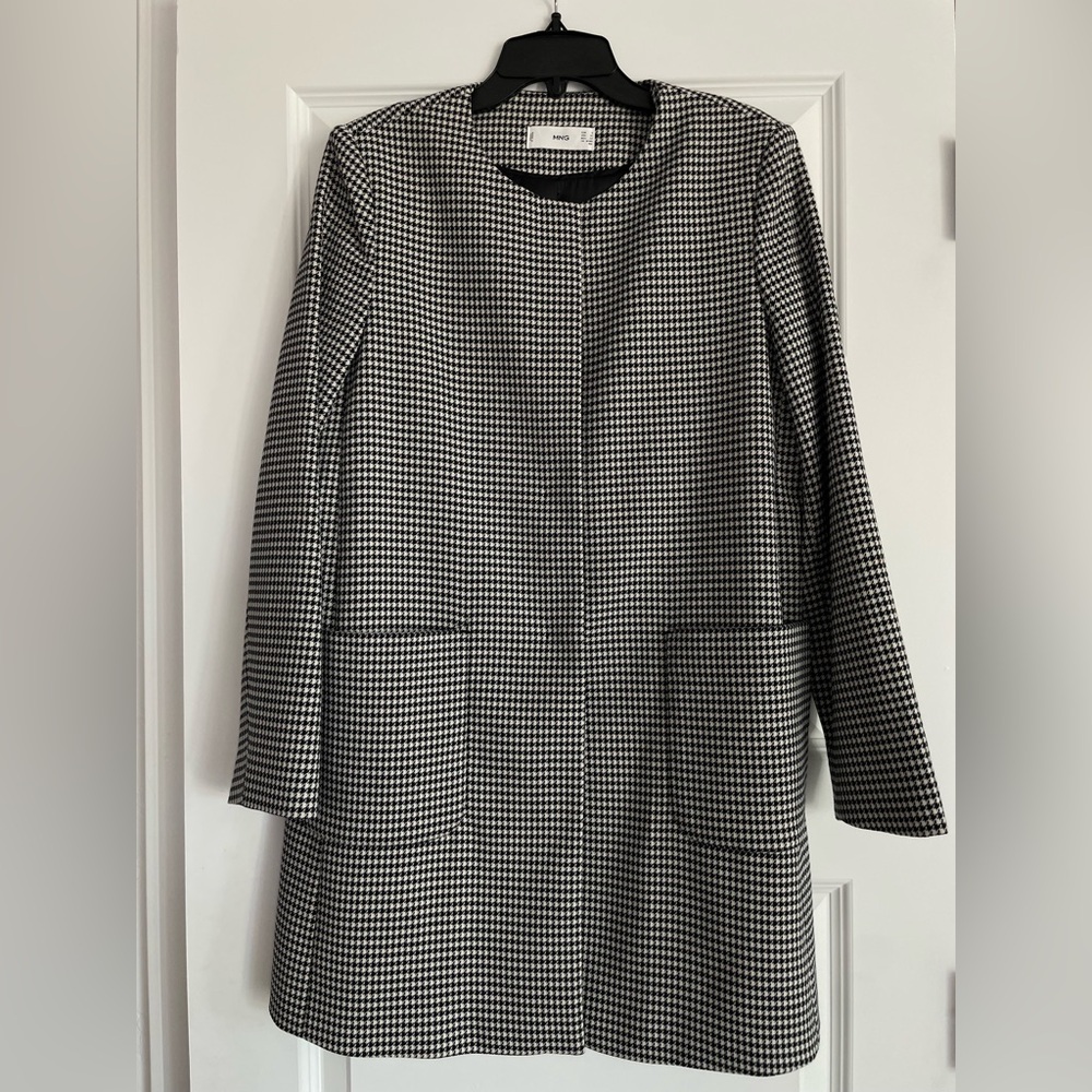 MNG Houndstooth Collarless Coat Size Small
